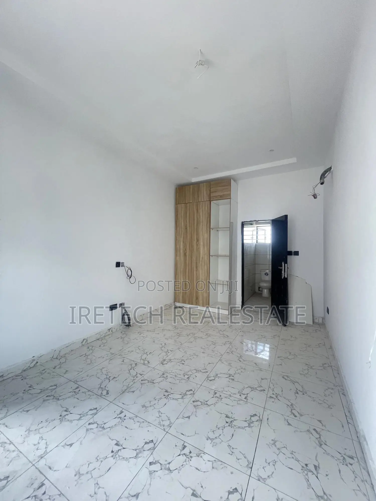 Spacious 2 Bedroom Terrace Duplex