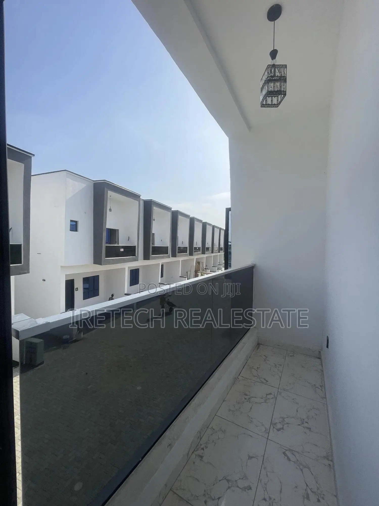 Spacious 2 Bedroom Terrace Duplex