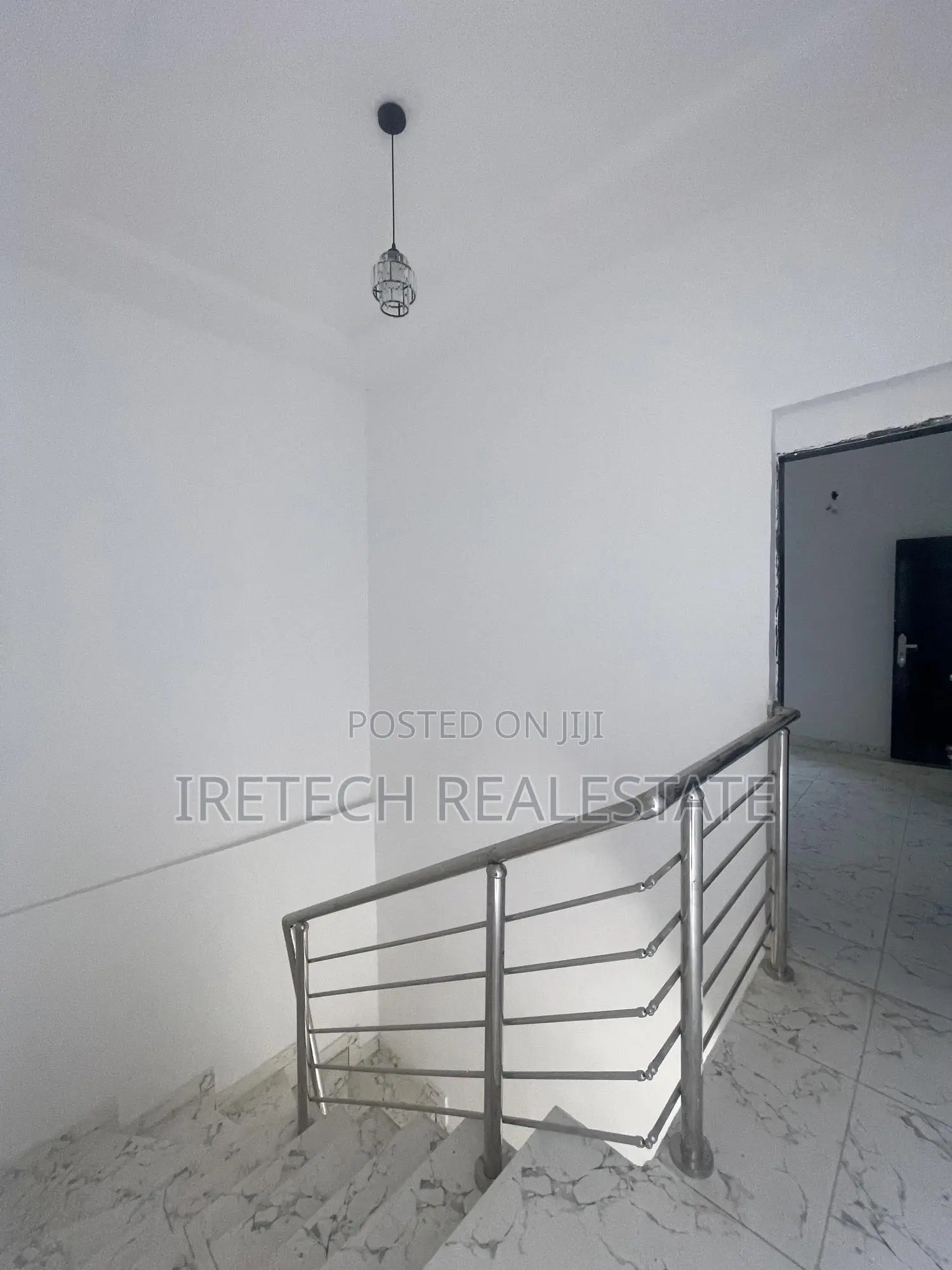 Spacious 2 Bedroom Terrace Duplex