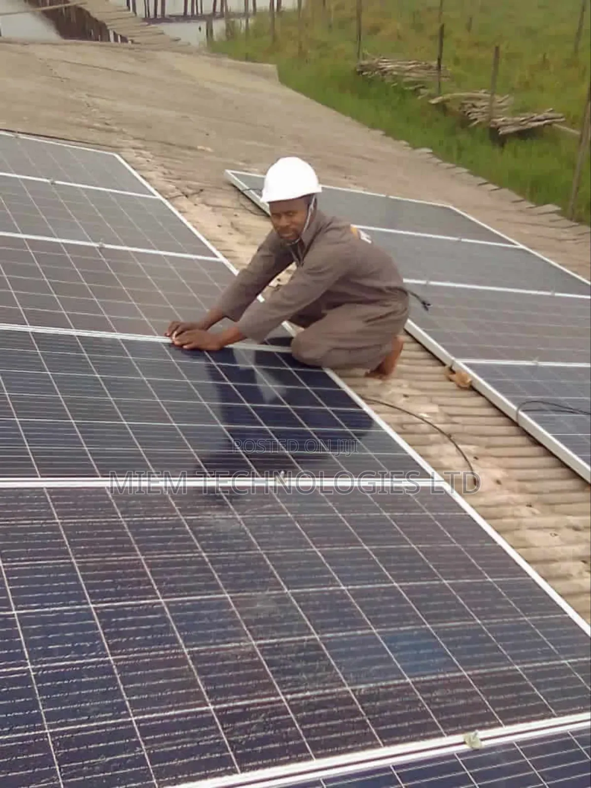 Solar Panel Installer