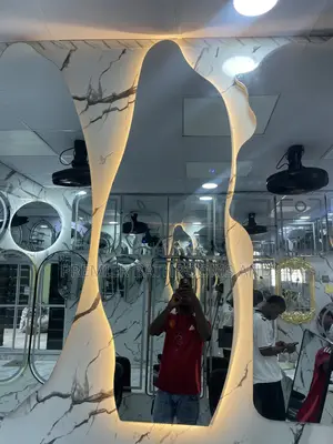 Long Mirrors With Light