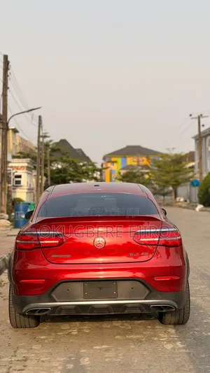 Mercedes-Benz GLC-Class 2017 Red