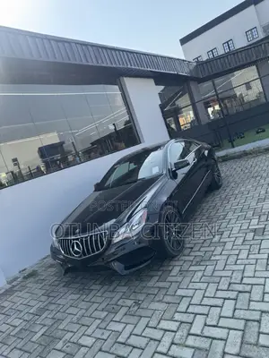 Mercedes-Benz E350 Base 4Matic Coupe AWD (3.5L 6cyl 7A) 2014 Black