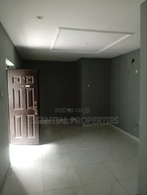 3bdrm Block of Flats in Allen Avenue Estate for rent