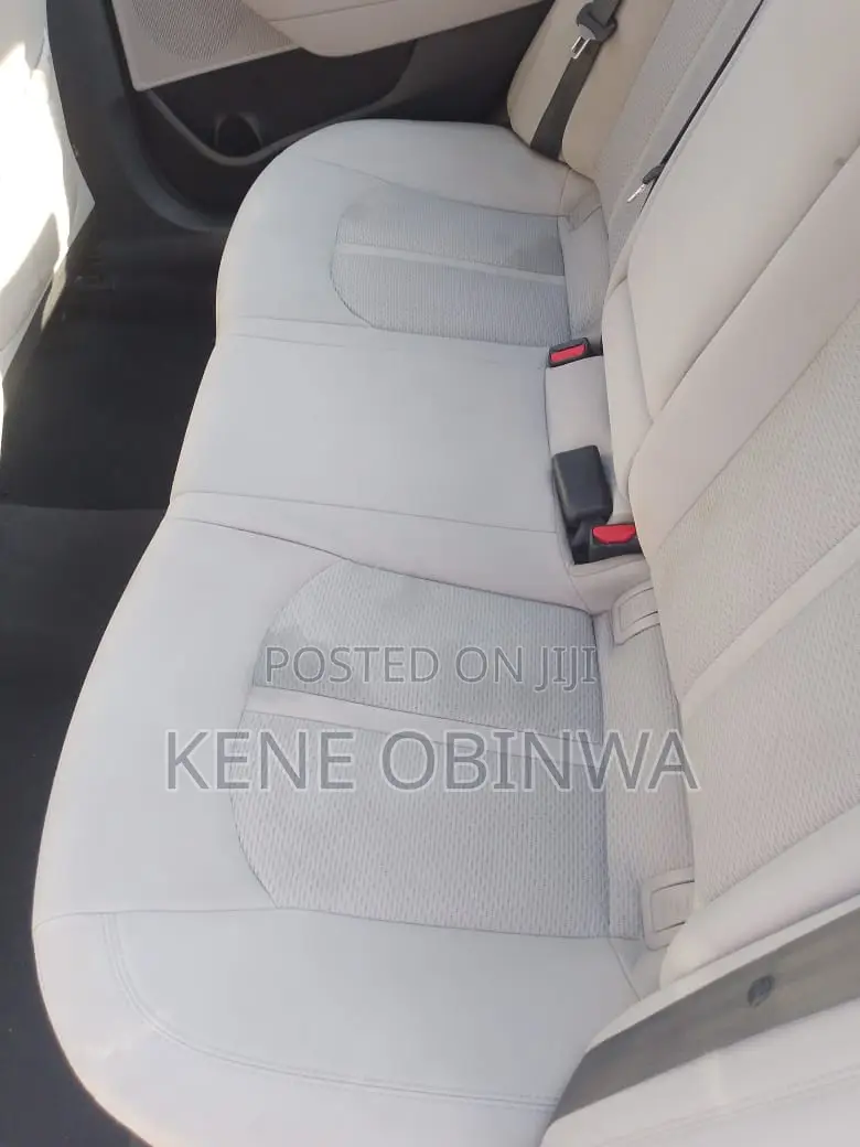 Hyundai Sonata SE 2016 White