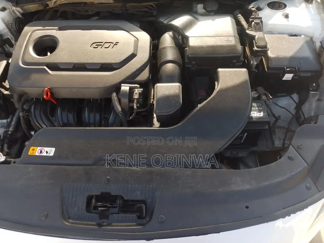 Hyundai Sonata SE 2016 White