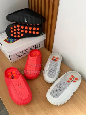 Nike Mind 001 Men's Pregame Mules Size 40-45