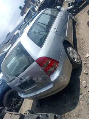 Toyota Corolla 2004 Silver