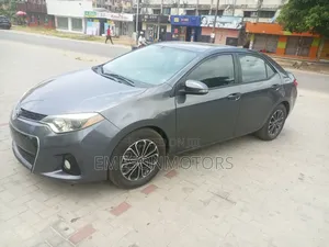 Toyota Corolla S 4dr Sedan (1.8L 4cyl CVT) 2016 Black