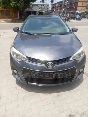 Toyota Corolla S 4dr Sedan (1.8L 4cyl CVT) 2016 Black