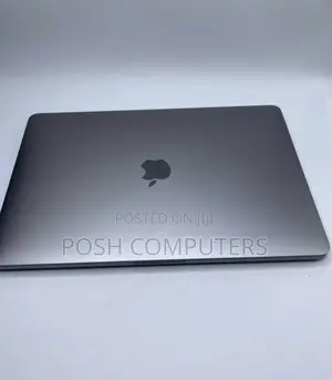 Laptop Apple MacBook Pro 2020 16GB Intel Core i7 SSD 1T