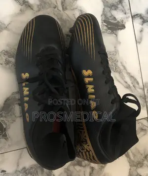 Football Boot (Size 45)