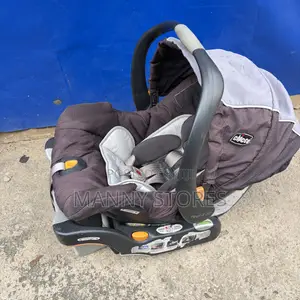 Chicco Baby Car Seat