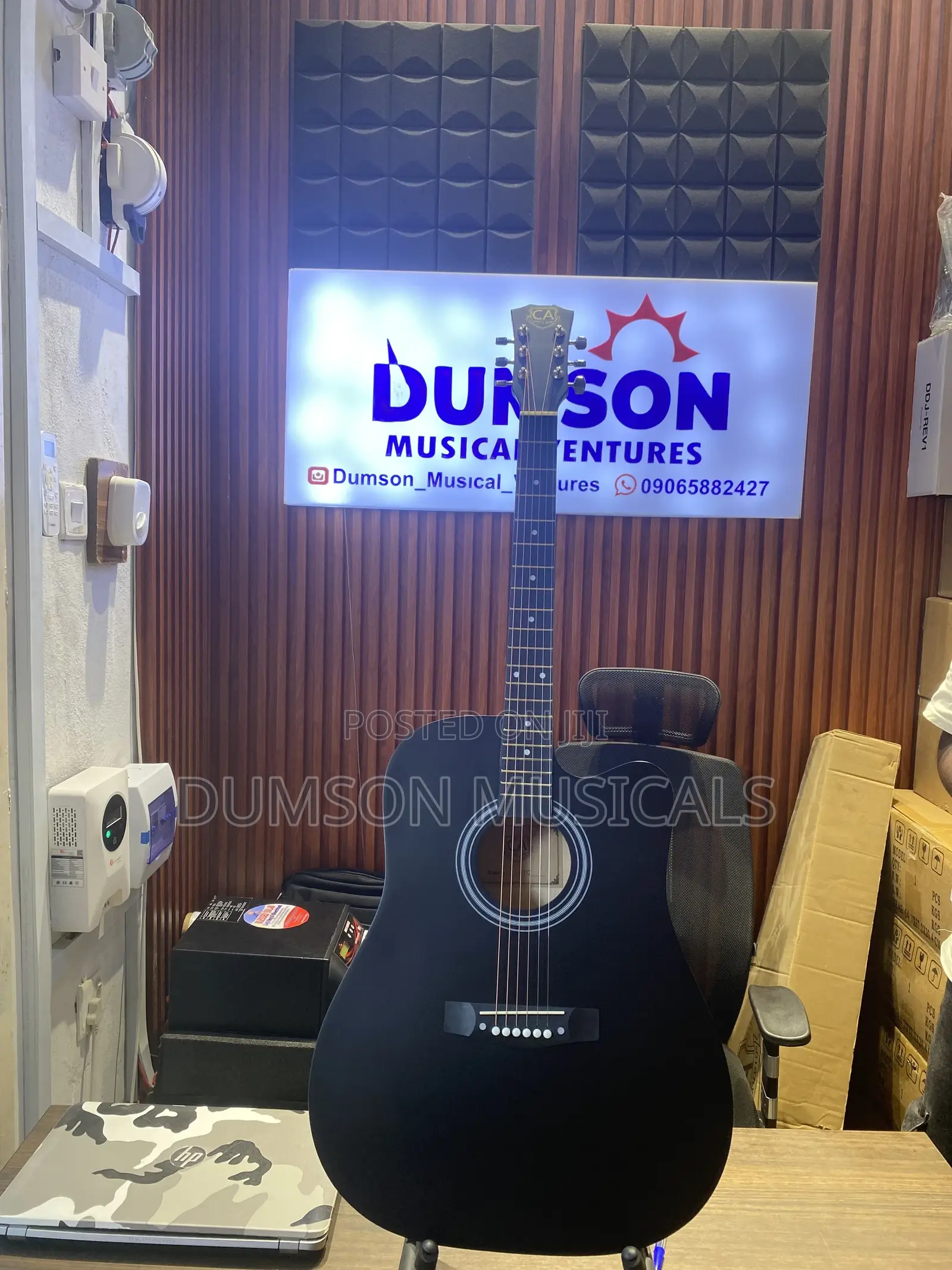 Size 41 Acoustic Guitar
