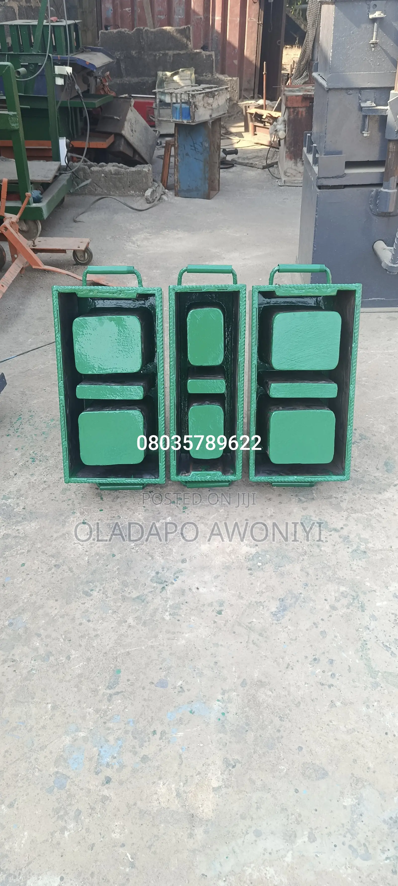 Concrete Blocks Hand Moulding