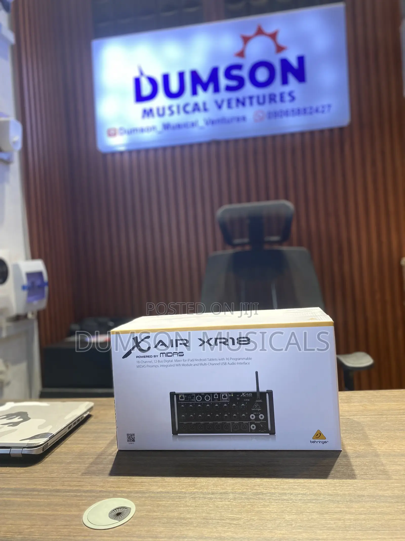 Behringer Xair Xr18 Digital Mixer