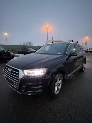 Audi Q7 2017 Black