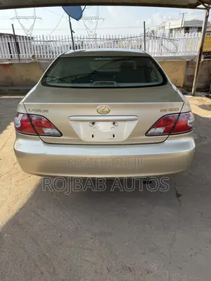 Lexus ES 300 2003 Gold