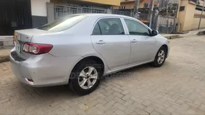 Toyota Corolla 2012 Silver