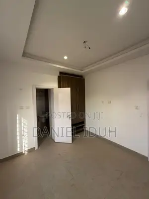 4bdrm Townhouse/Terrace in Jahi for sale