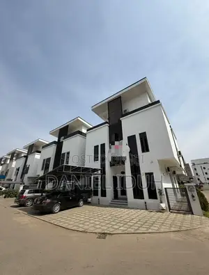 4bdrm Duplex in Jahi for sale