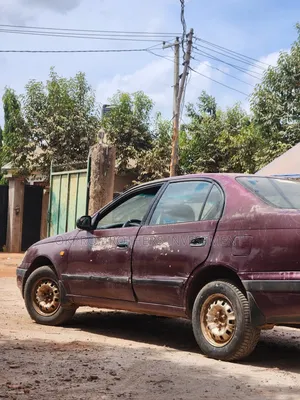 Toyota Carina E 1.8 Sedan 1997 Red