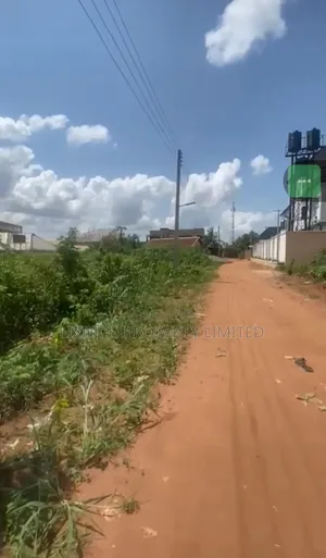100ft by 200ft Land for Sale Close to Ogunwenyi Tarred Road, Benin