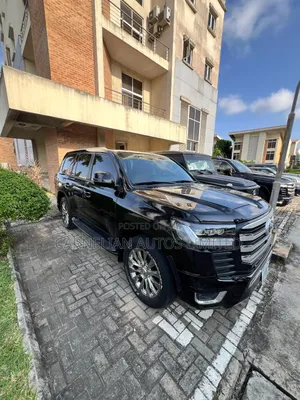 Toyota Land Cruiser 4.5 V8 VXR 2015 Black