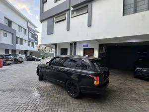 Land Rover Range Rover 5.0L Supercharged LWB 2018 Black