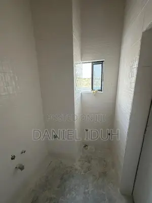3bdrm Apartment in Kaura for sale