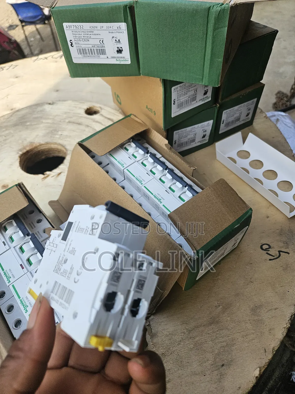 32amps 2pole MCB Breaker