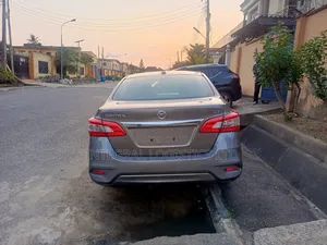 Nissan Sentra S 2016 Gray