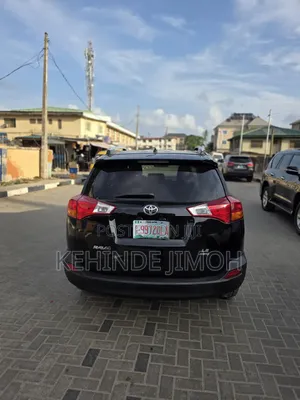 Toyota RAV4 LE 4dr SUV (2.5L 4cyl 6A) 2015 Black