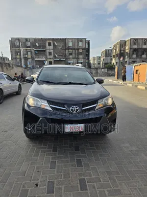 Toyota RAV4 LE 4dr SUV (2.5L 4cyl 6A) 2015 Black