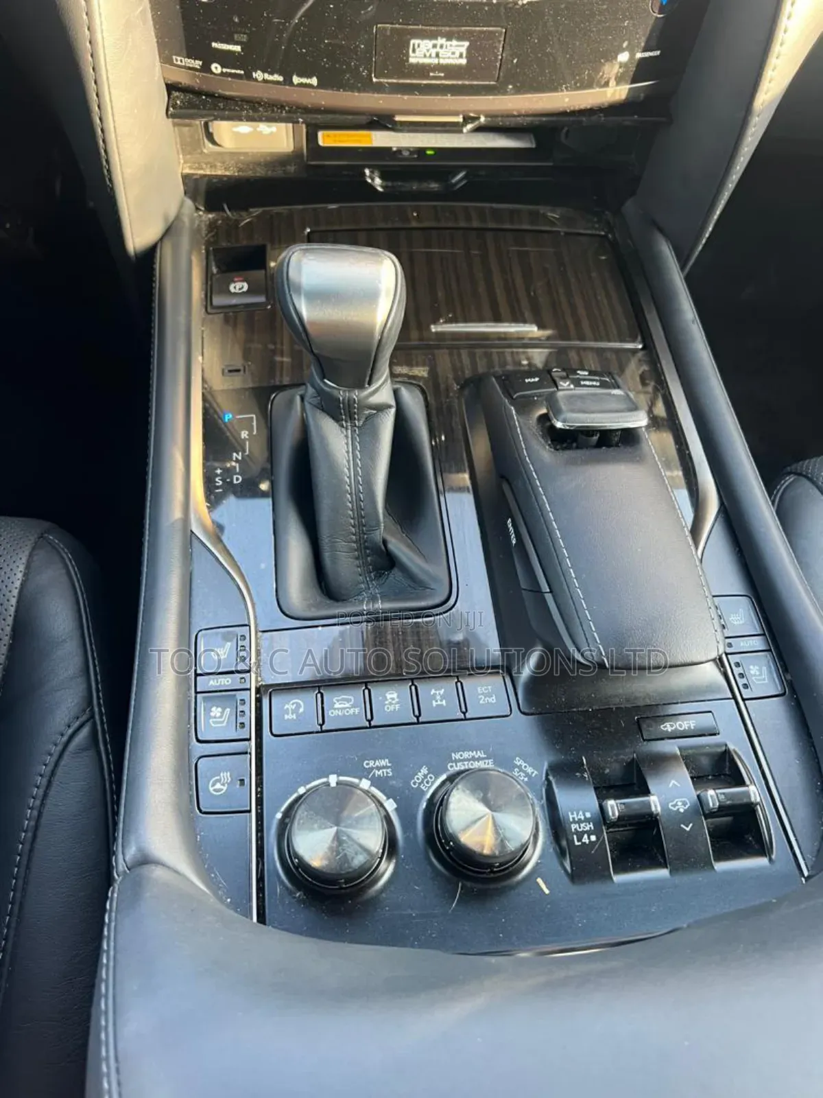 Lexus LX 2021 Silver
