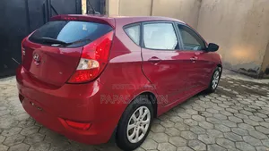 Hyundai Accent SE 2013 Red