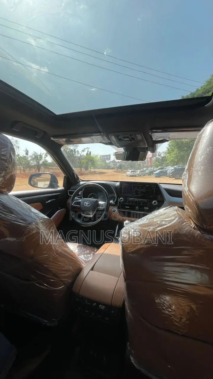 Toyota Highlander Platinum 2022 Blue