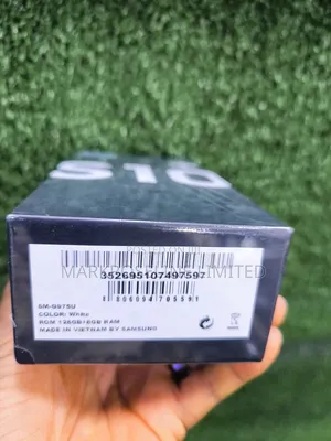 New Samsung Galaxy S10 Plus 128 GB White