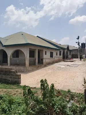 3bdrm Block of Flats in Zion Estates, Akobo for sale