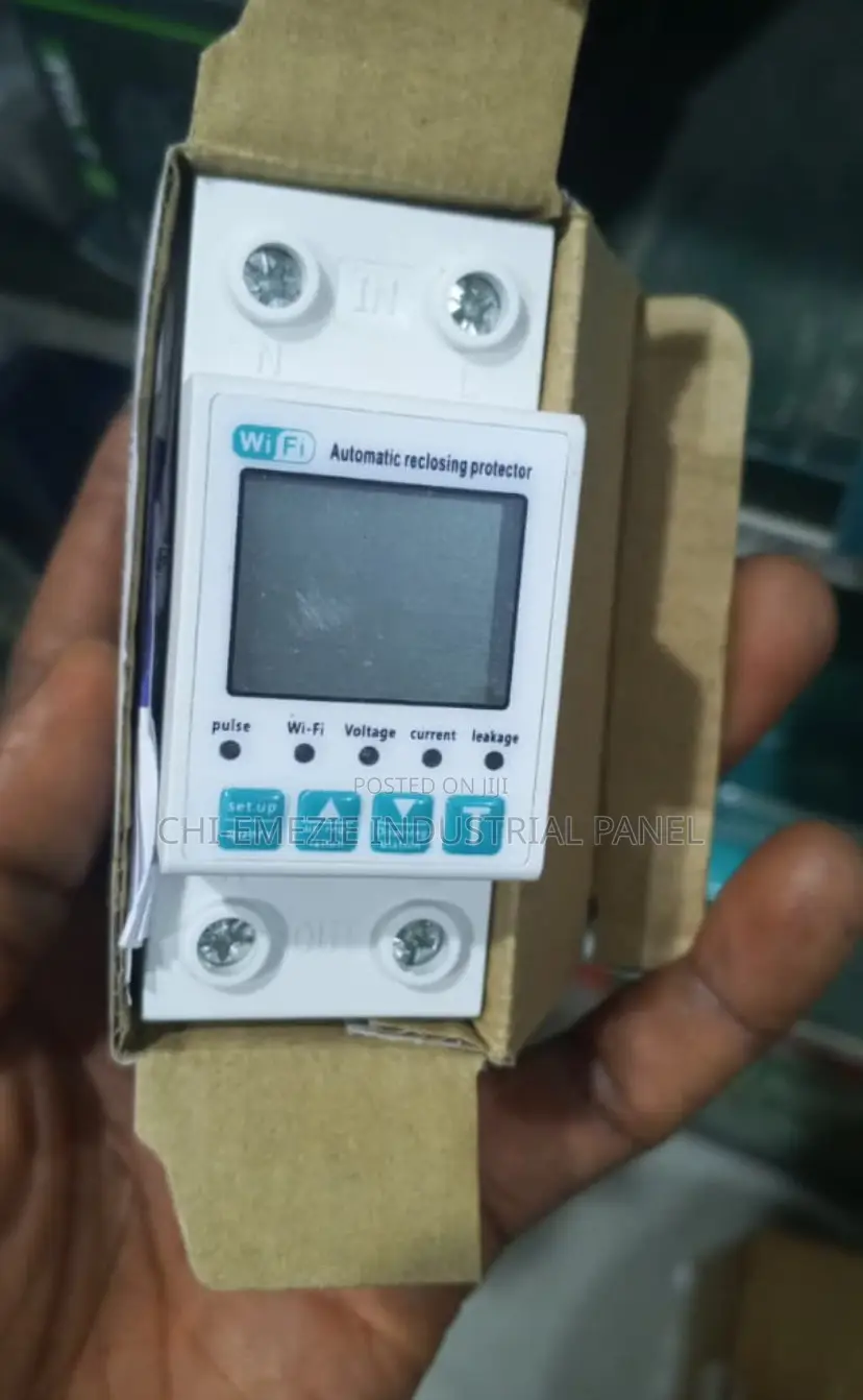 Voltage Protector 2pole 4pole Over/Under Voltage Protection