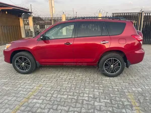 Toyota RAV4 2011 Red