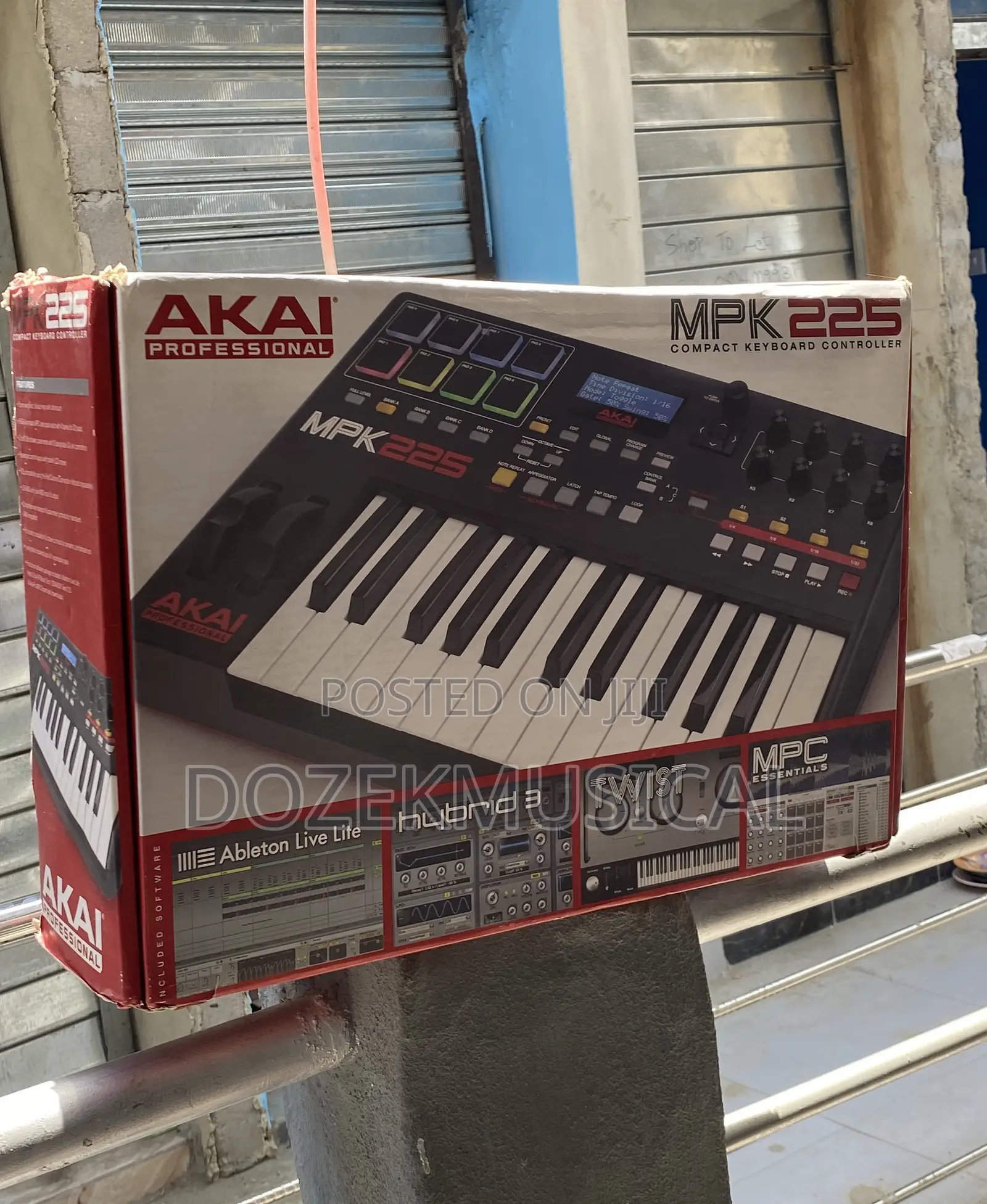 Akai Mpk225 Midi Keyboard