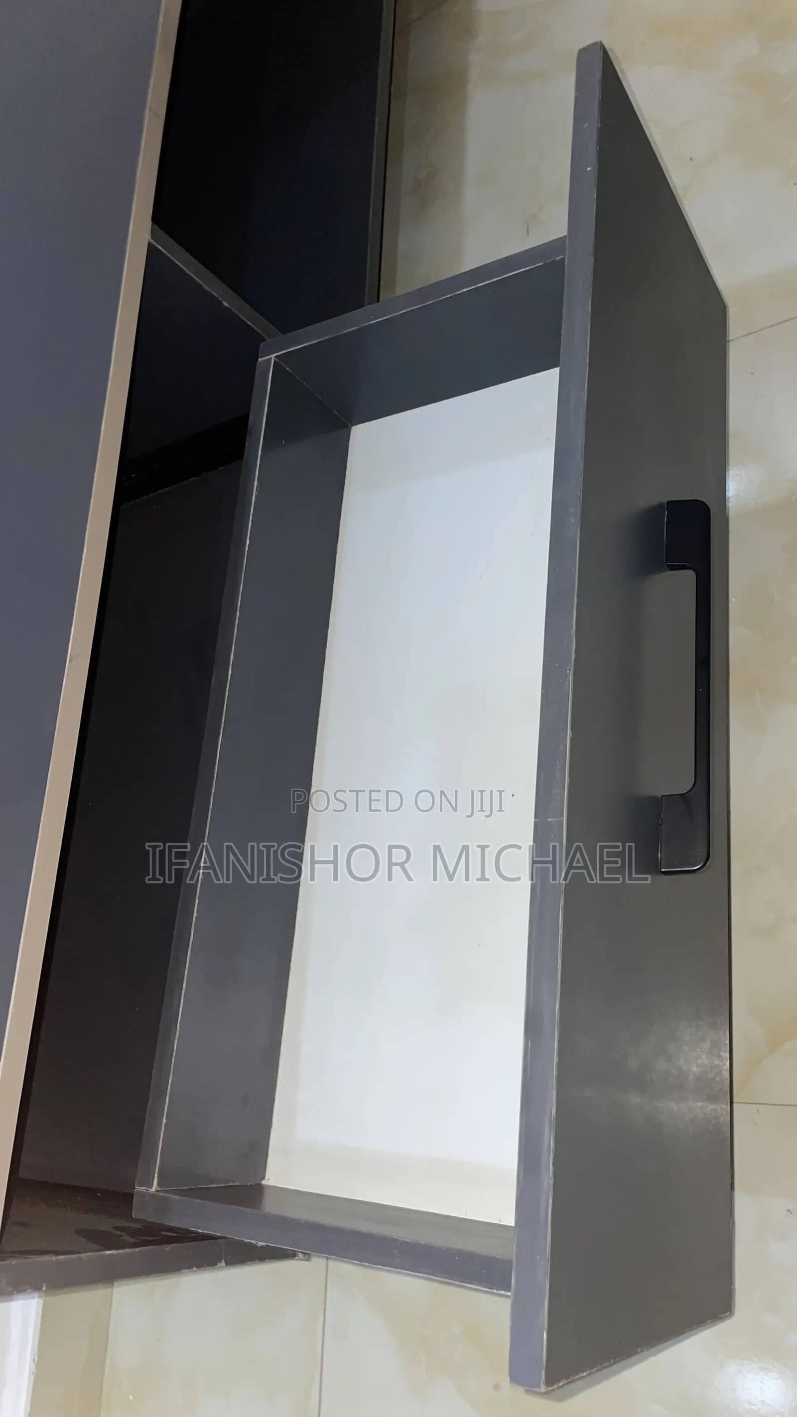 Grey Console