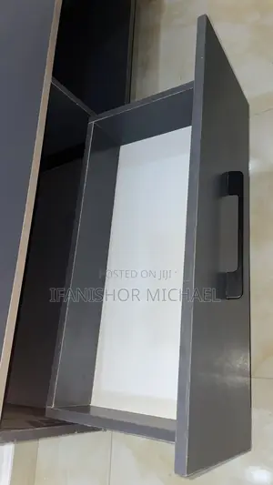 Grey Console