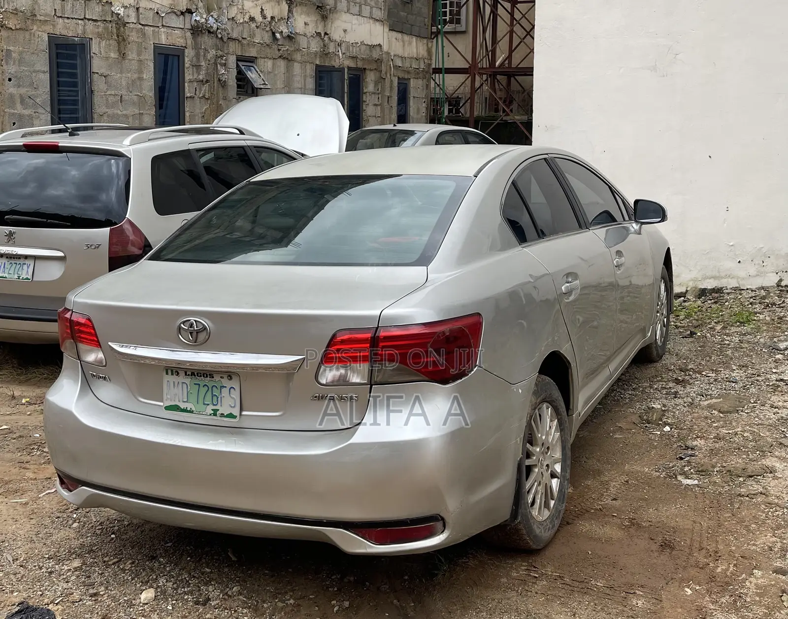Toyota Avensis 2.0 Advanced 2012 Silver