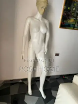 Female Mannequin