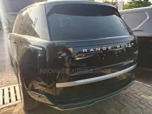 Land Rover Range Rover Vogue 2023 Black