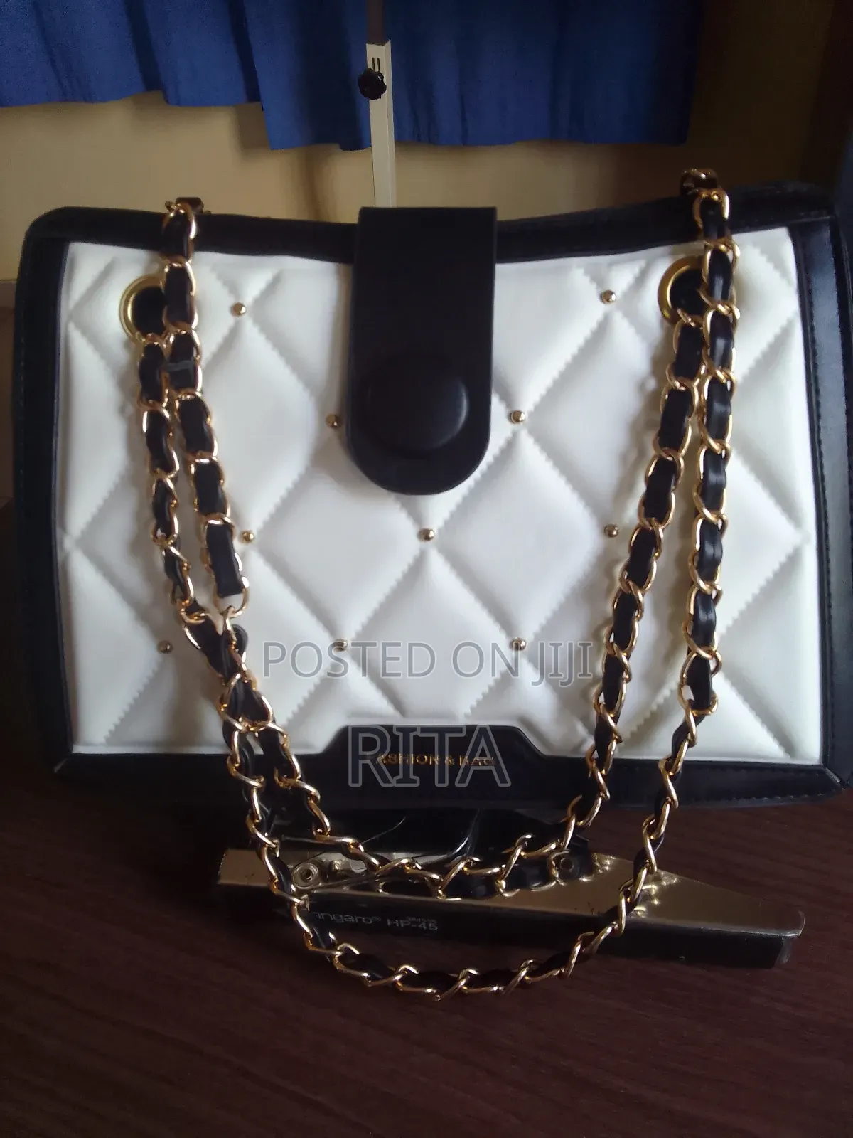 Elegant Large Capacity Shoulder Bag