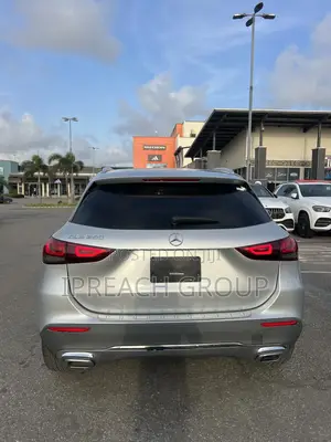 Mercedes-Benz GLA 250 2021 Silver