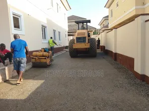 4bdrm Duplex in Godab, Life Camp for sale